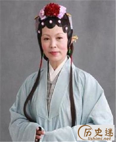薛宝钗的前世是什么 薛宝钗的身世是怎样的
