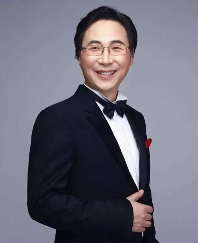 廖昌永简介个人资料（廖昌永：穷小子娶四川富家女，走红后不变心，如今当上大学院长）