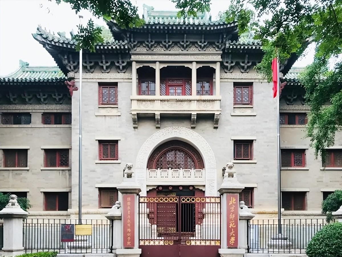 孙殿英简介及资料（孙殿英当土匪挖清陵，让人没想到，他儿子却是个万人敬仰的大人物）