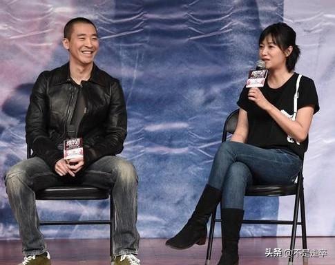 徐静蕾资料 ：晒高端泳池照，定居美国6年，已吃成胖美人