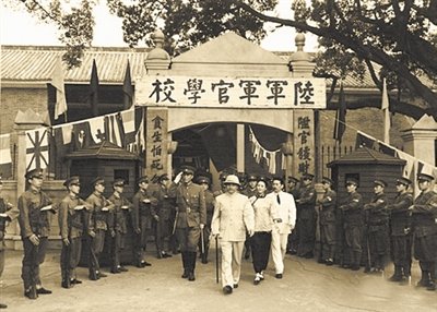 蒋先云：毛泽东的得力助手，救过蒋介石的命，战死沙场时年仅25岁