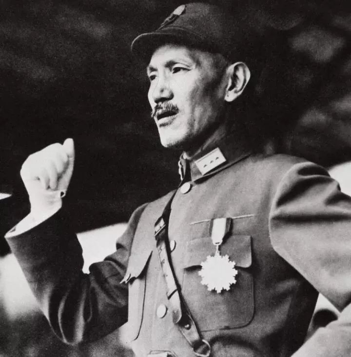 蒋先云：毛泽东的得力助手，救过蒋介石的命，战死沙场时年仅25岁