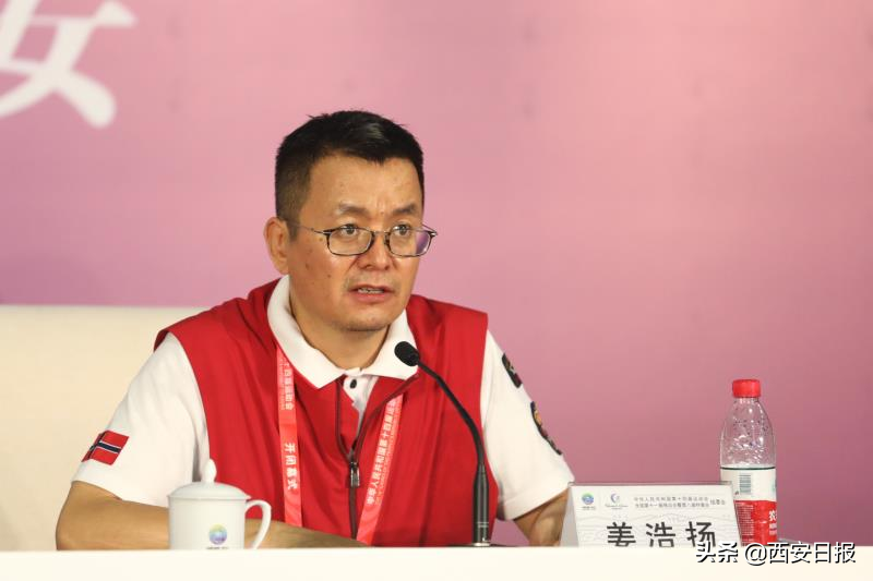 姜浩扬个人简介(开幕式总导演:用“套装组合”方式呈现陕西元素 展现“奋斗在路上”动态美学)