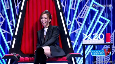​《吐槽大会》2收官，张靓颖腿玩年，范冰冰脸歪了，总导演竟是？