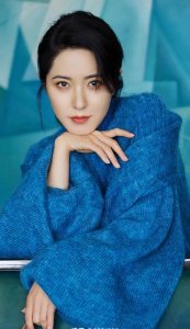 ​曾黎图片(美女演员曾黎图片)