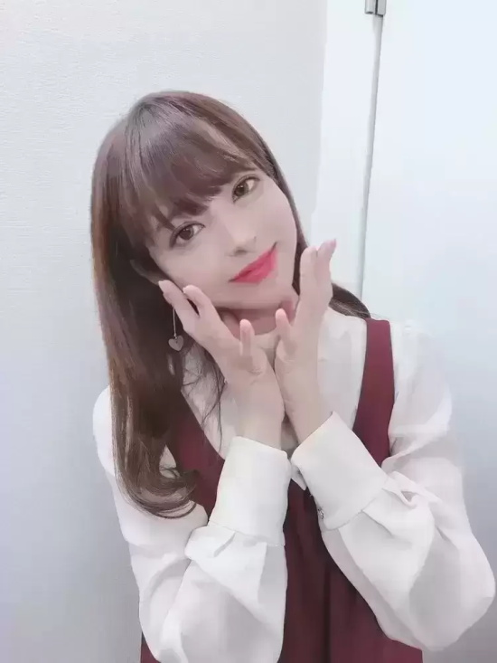 童颜美女樱萌子写真分享,将可爱进行到底!