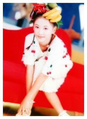 陈冠希门事件中的十五个女明星,为什么只有应采儿全身而退?