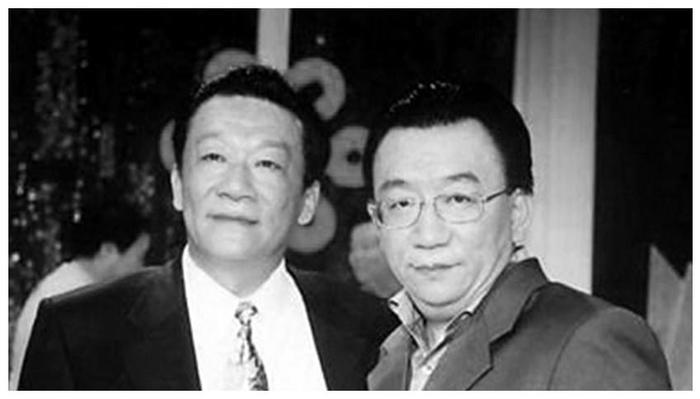 郭德纲拜师侯耀文背后的辛酸太沉重,同是兄弟的侯耀华令人不齿