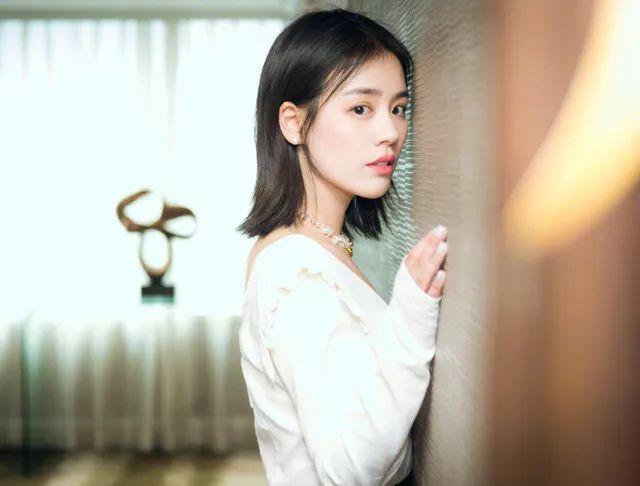 与马思纯分手后,欧豪新恋情曝光了?女方及时地回应了
