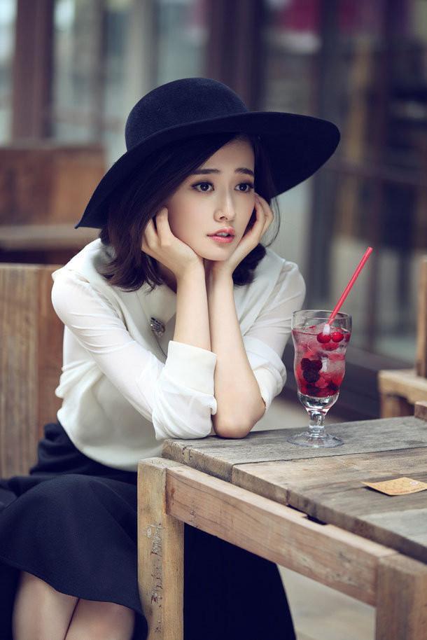 柴碧云,一个拥有男孩子气的女演员,她真帅起来就没男生什么事了