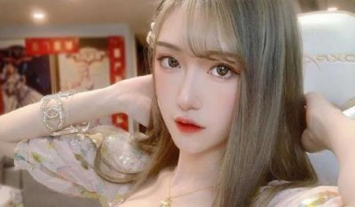 ​腐团儿发美照，八连拍美艳动人，网友劝诫：手速要快！