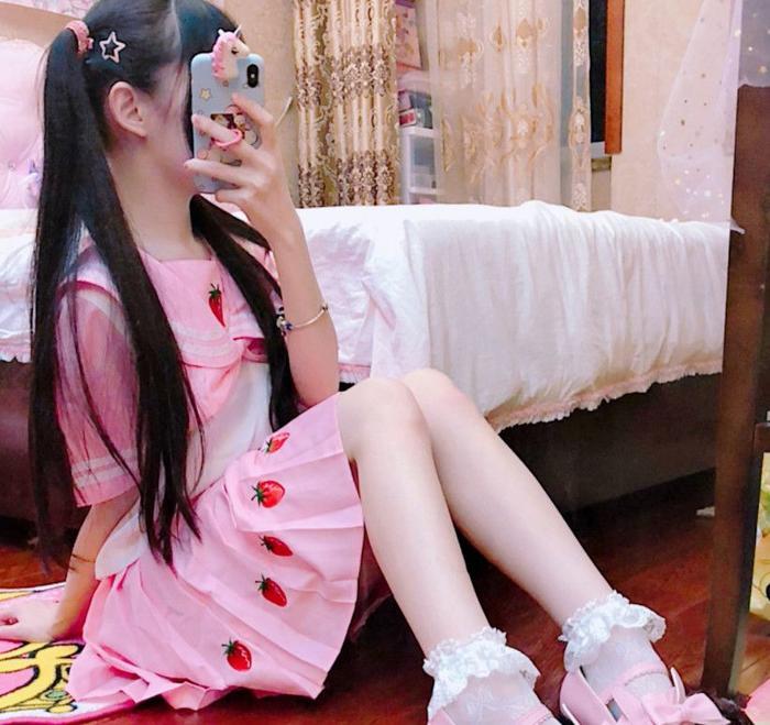杨清柠酒吧“高清无码”照曝光,一个细节为太妹传闻落了实锤!