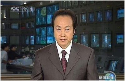 ​央视元老邢质斌：主持28年0失误，商业“捞金”被疑“晚节不保”