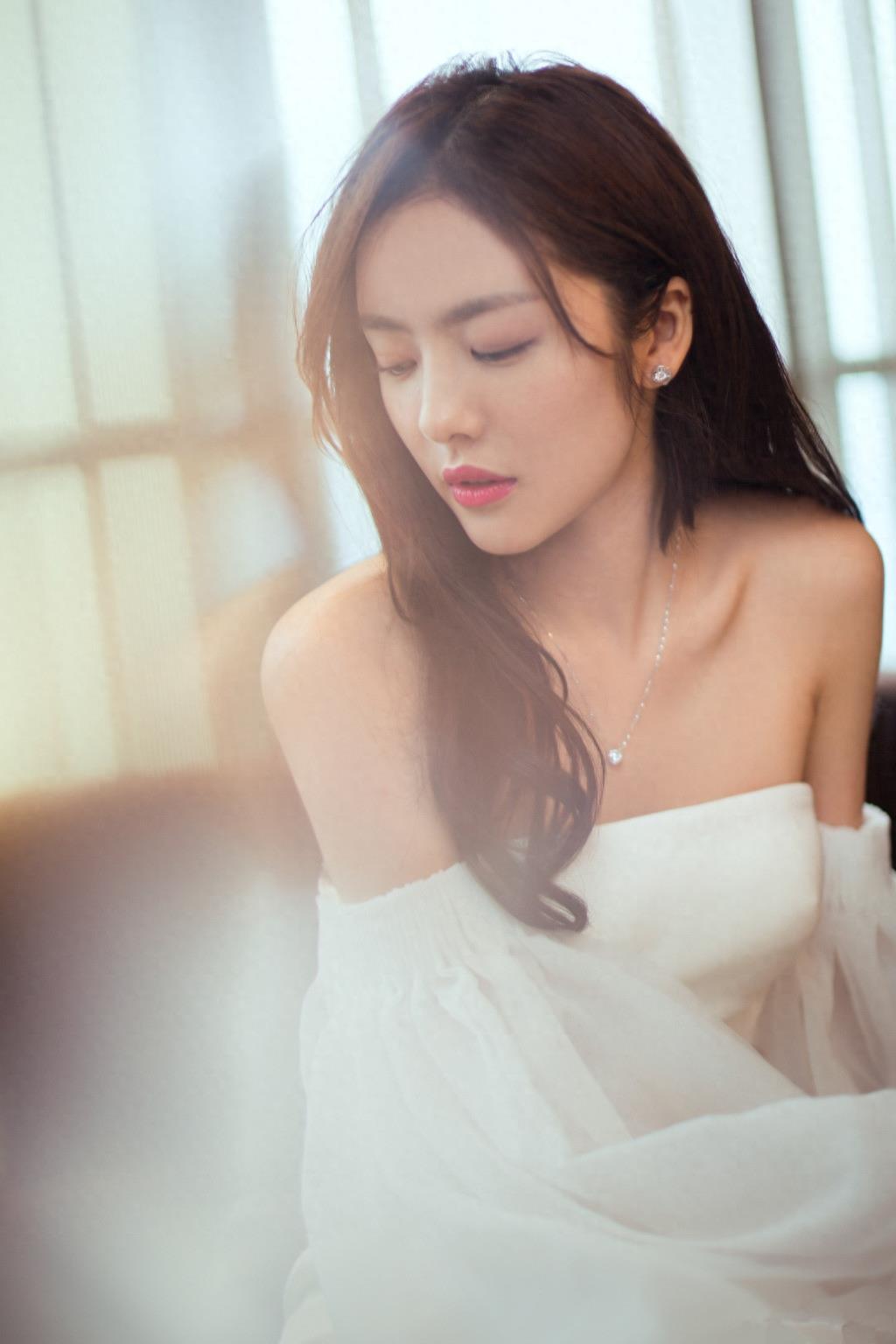 蔡文静：林嘉茉姬如雪，女神范不可挡