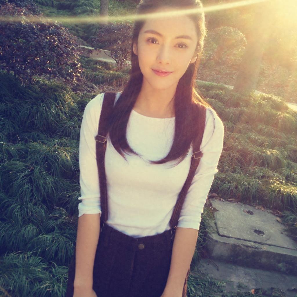 蔡文静：林嘉茉姬如雪，女神范不可挡