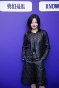 ​董洁：骨相美人中年不显老，气质依旧惊艳