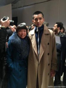 ​吴亦凡妈妈首亮相，揭秘帅气基因背后的故事