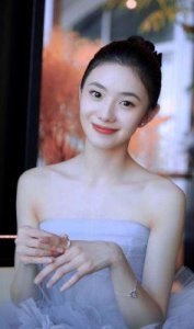​刘浩存不受欢迎的原因是什么？刘浩存事件始末