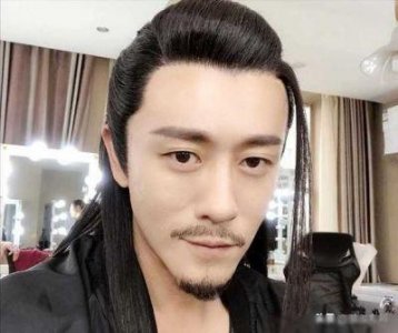 ​林雨申家庭生活照曝光，夫妻间名字变更背后的原因引人关注