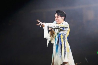 ​吴青峰21年前长这样！哎，感叹我年轻的“小情歌”啊