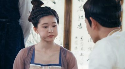 ​赵露思回应被指撞型赵丽颖：求不要捧杀我