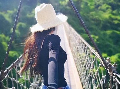 ​张馨予吐槽老公：跟我吵架了，他都能遵守纪律，上床睡得着