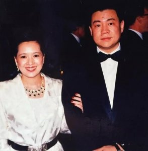 ​甘比刘銮雄，刘銮雄为什么选择了灰头土脸的甘比