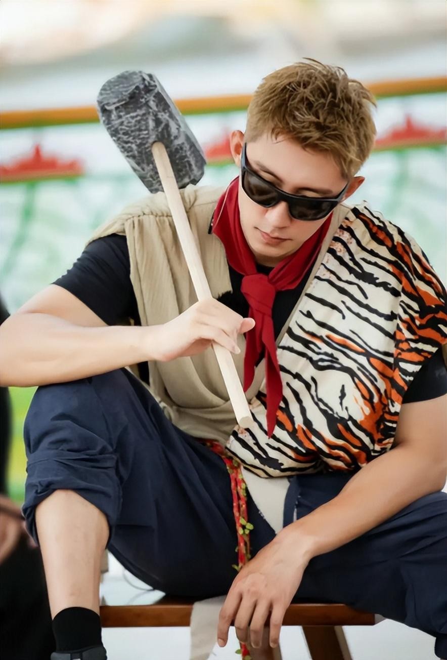 大和解!黄景瑜回应和王雨馨的关系