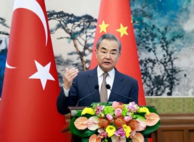 ​王毅回应中方不出席乌克兰和平峰会