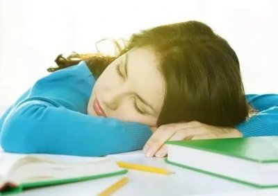 ​睡回笼觉对身体有哪些影响？为什么有些人吃完早餐后要睡觉？