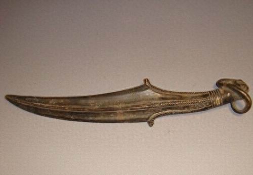 中国古代六大暗器排行榜：血滴子只能屈尊第二