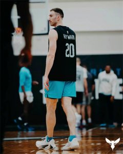 ​NBA球员上脚：海沃德穿安踏GH4，中国球鞋太帅了