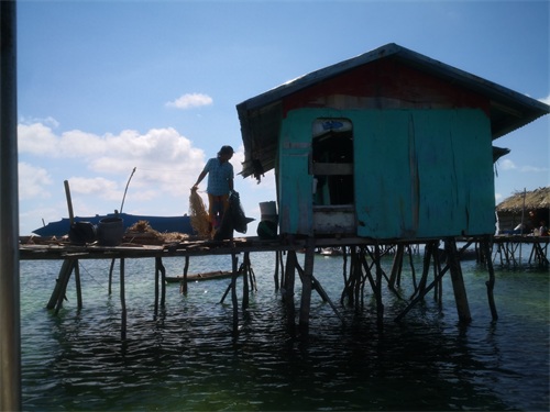 世界上最后一只海洋游牧民族——巴瑶族