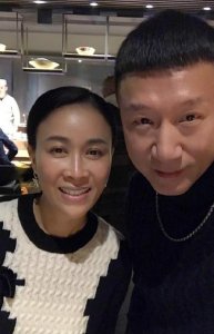 ​孙红雷与太子辉在那英酒吧针锋相对， 那英充当和事佬，不敢妄动！