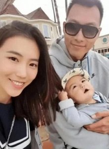 ​易建联真糊涂！老婆貌美如花，身材一流，曾经是多少男人的梦？