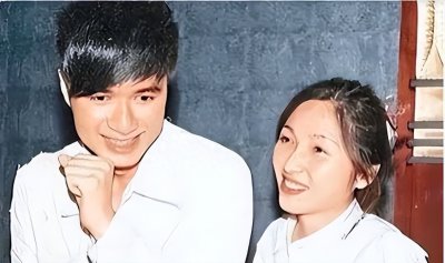 ​52岁怀孕生子，“地下情”22年，为了嫁偶像，陈韵晴到底多能忍？