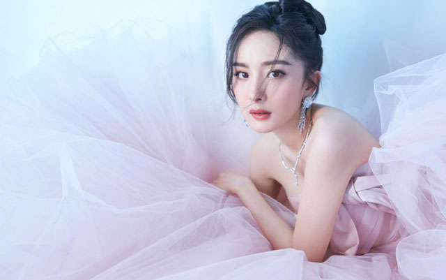 大陆最漂亮的80后女明星排行榜(中国80后最漂亮女明星)