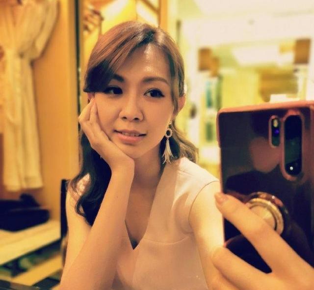 卓依婷是怎么死的（巅峰时隐退卓依婷二十年去哪了）