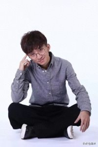 ​贾盛强个人资料 ：故事也可以是抒情，抒情也必然有故事