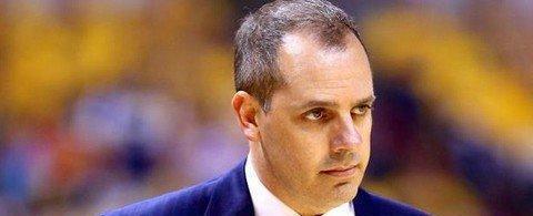 nba颜值最高的教练，第一名实至名归