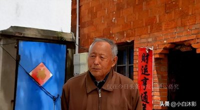 ​回顾1999年，许杏虎夫妇在北约轰炸中牺牲，家乡后改名杏虎村