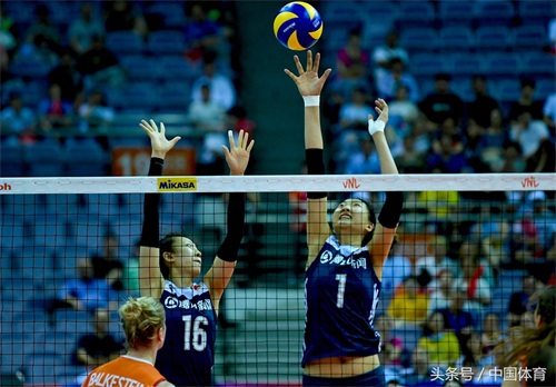 2018年世界女排联赛总决赛 中国队首轮3比1战胜荷兰队