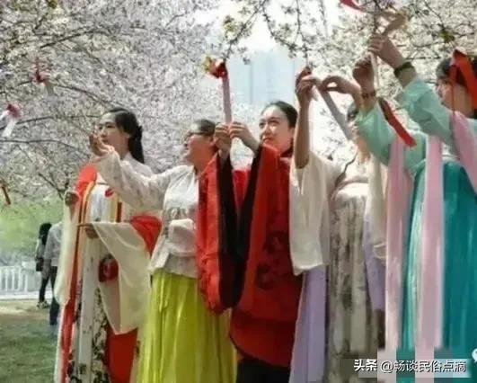 花朝节是哪一天,花朝节的由来和风俗-