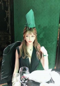 ​昔日斗鱼一姐雅蒂复播企鹅电竞1314火箭礼物第一人