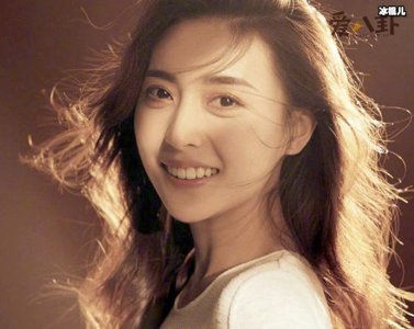 ​张舒越潜规则专业户？不用实习就做央视主持人！