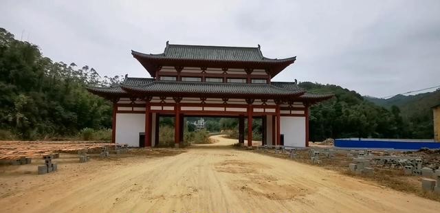 杨玉环是哪里人（杨贵妃是不是广西容县人）