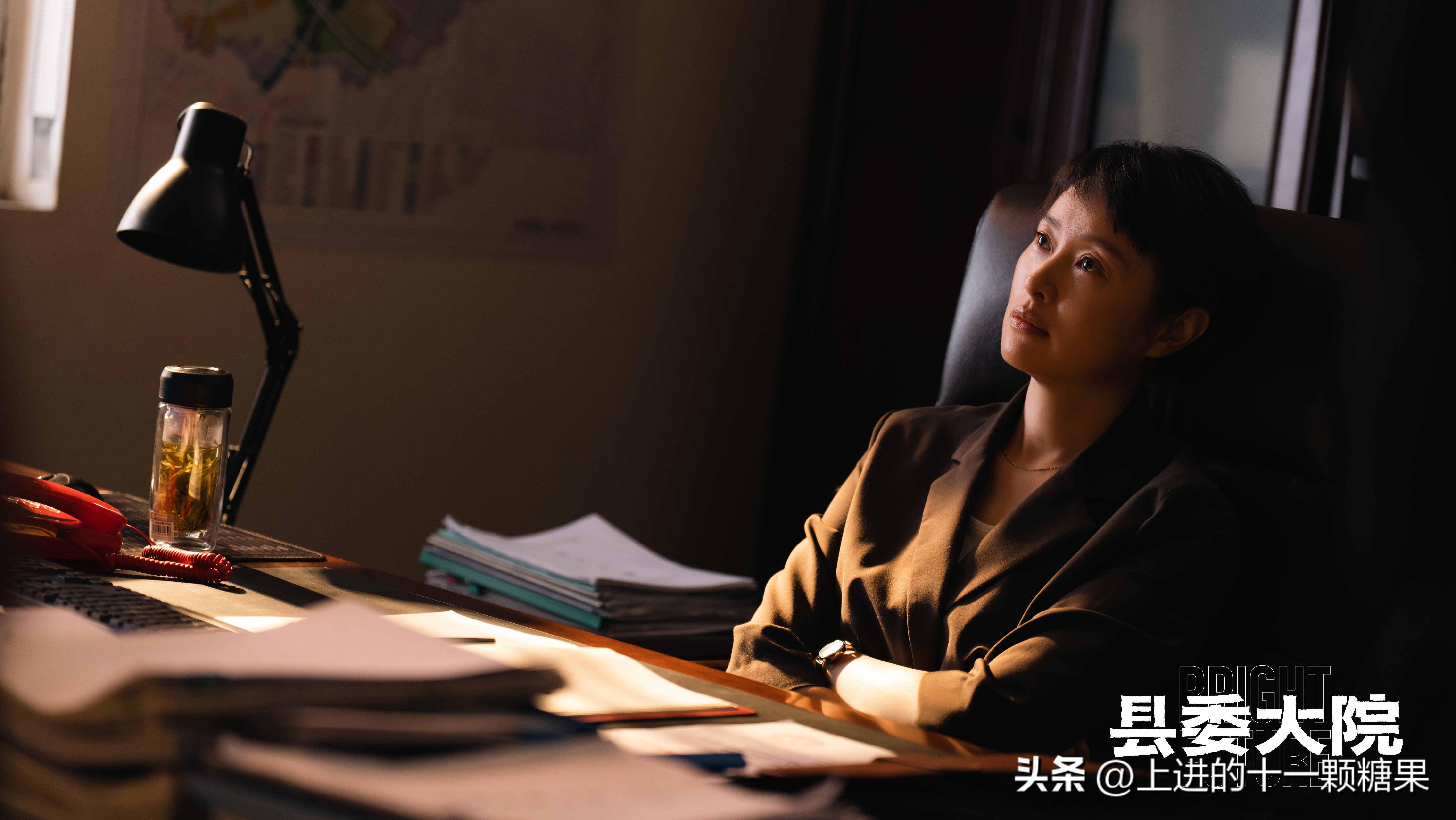 《薄冰》女配吴越用实力表示：谁说中年女演员没有机会