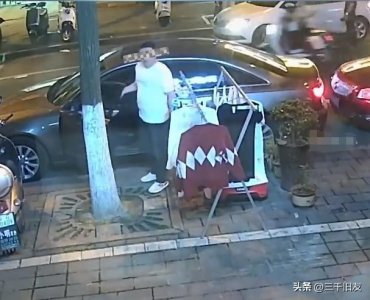 ​安徽一男子大街上偷女性内衣，半小时后返回归还，被内衣主人曝光