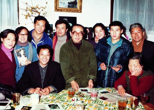 迟重瑞的个人资料简介（唐僧迟重瑞年轻照）