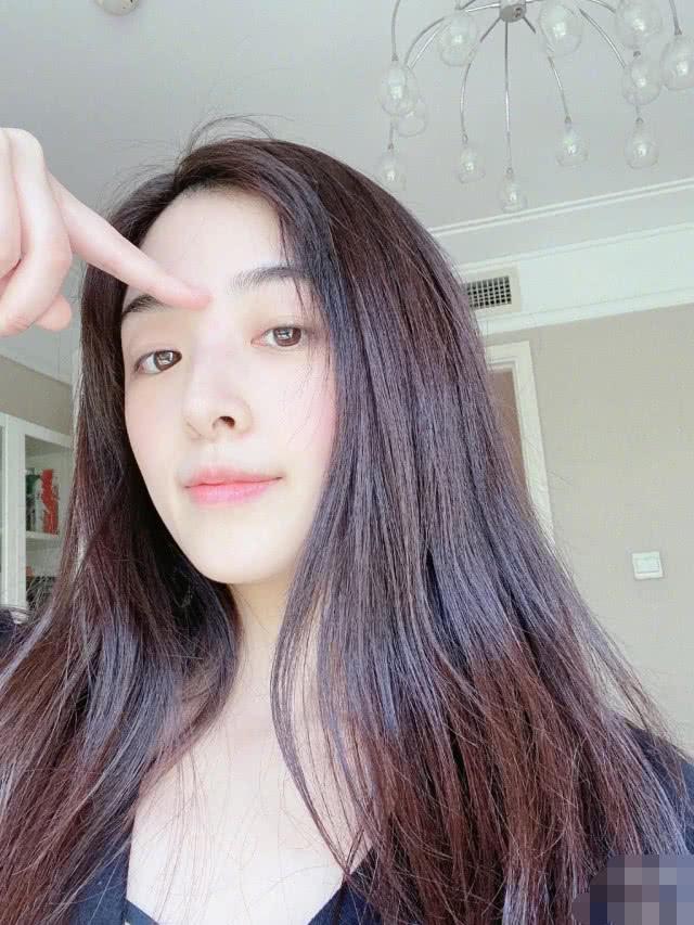 郭麒麟张含韵在一起了吗怎么认识的？郭麒麟张含韵绯闻是真的吗？